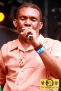 Ken Boothe (Jam) with The Caroloregians - Summer Jam Festival - Fuehlinger See, Koeln - Red Stage 6. Juli 2008 (12).JPG
